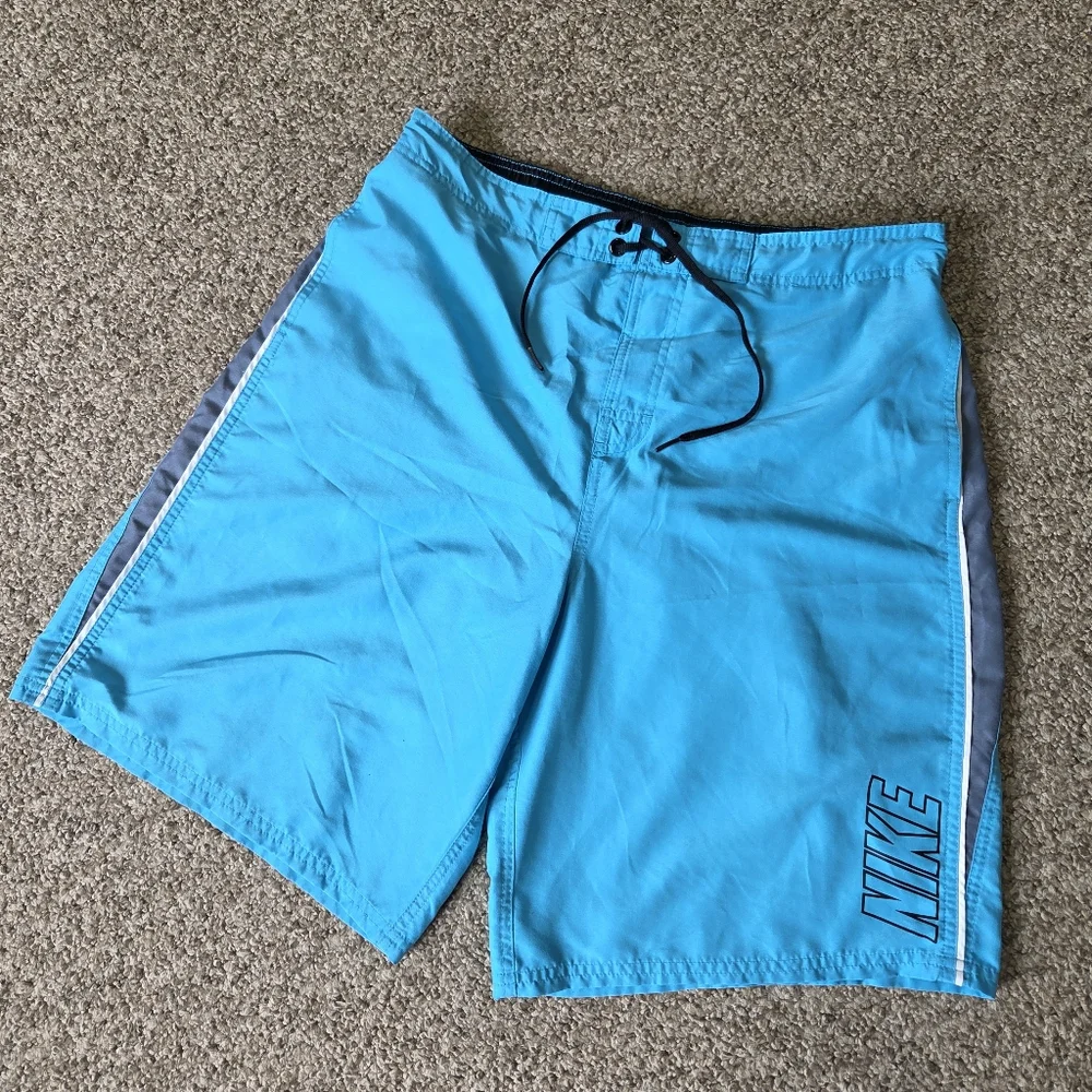 NIKE Swim Trunks Turquiose Blue Lined Spellout‎ Back Swoosh Mens SZ L